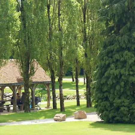 Moderne à La Ferrière-aux-étangs De 55 M² Avec Jacuzzi Appartement La Ferriere-aux-Etangs