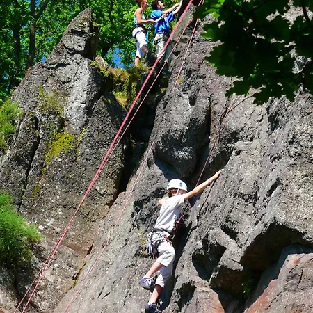 Appartement Moderne à La Ferrière-aux-étangs De 55 M² Avec Jacuzzi