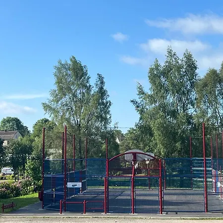 Moderne à La Ferrière-aux-étangs De 55 M² Avec Jacuzzi *